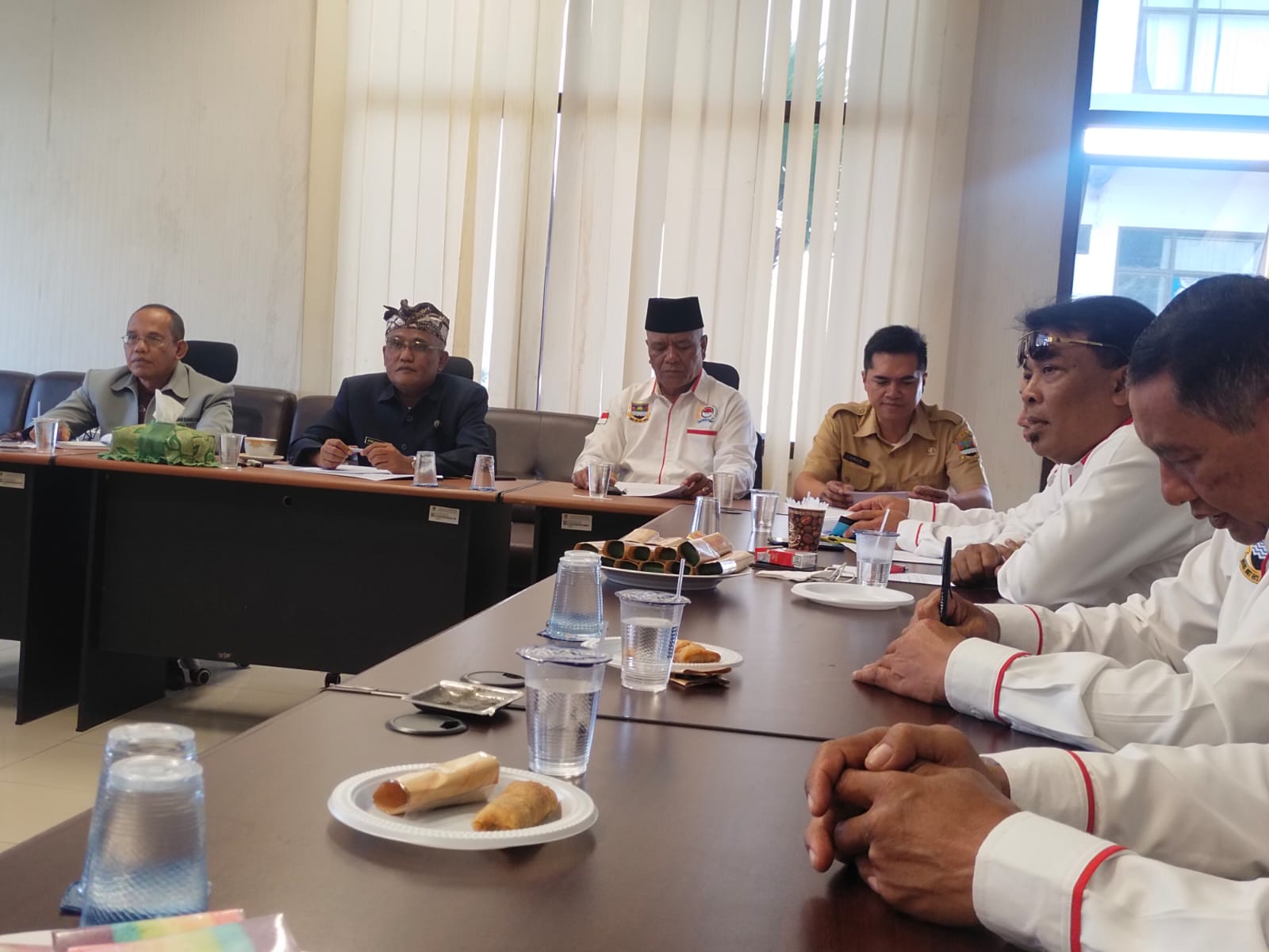 rapat koordinasi (Rakor) FPK Jabar dengan FPK KBB di ruang rapat Kesbangpol KBB, Selasa (8/8/2023).
